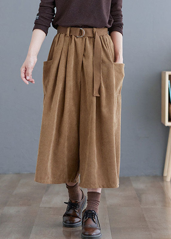 Well Tailored Pants with a Graceful Silhouette