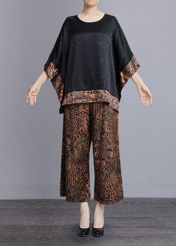 Effortlessly Elegant Garment with a Timeless Design