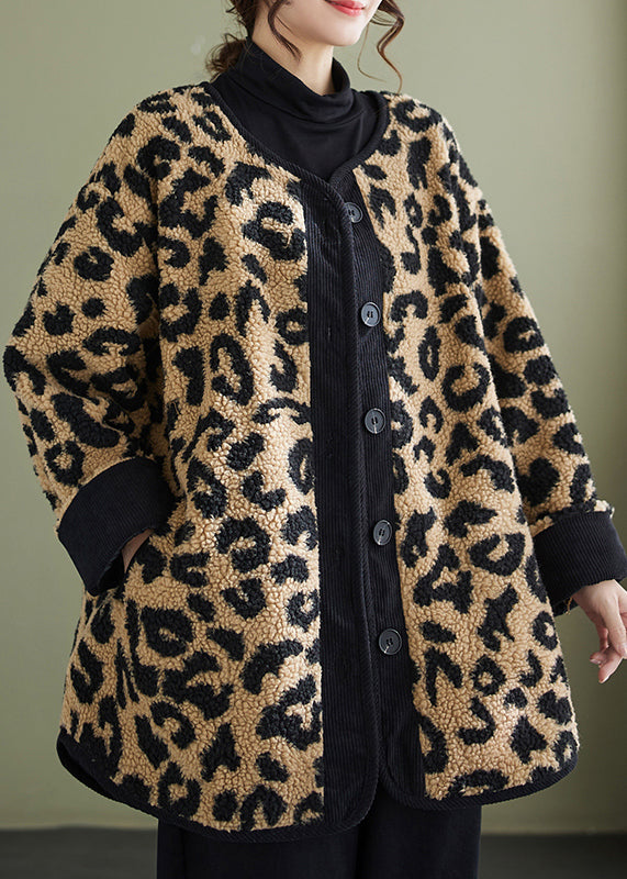Classic Vintage Coat with a Flattering Fit