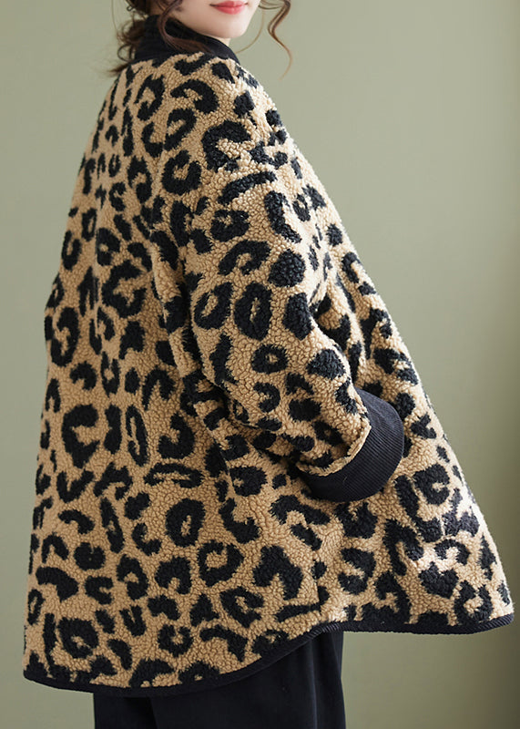 Classic Vintage Coat with a Flattering Fit