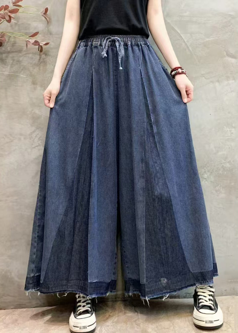 Elegantly Styled Pants for Everyday Wear