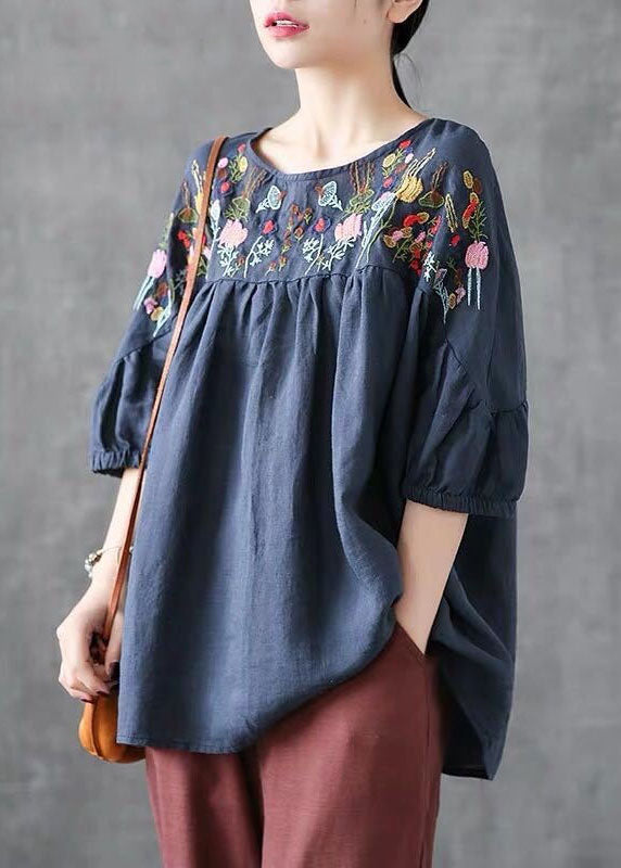 Beautifully Crafted T-Shirt in a Classic Style