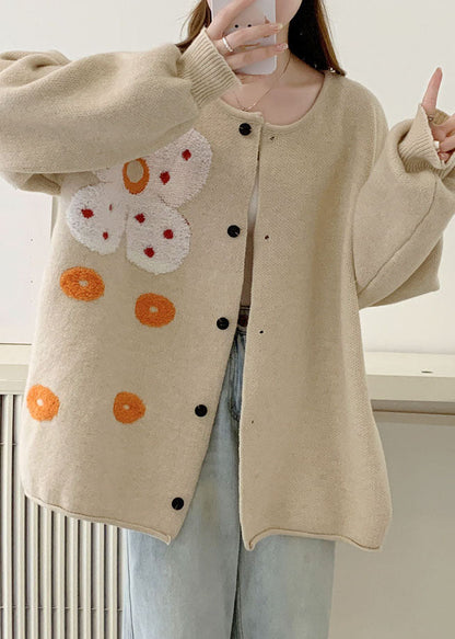 Classic Vintage Sweater with a Flattering Fit
