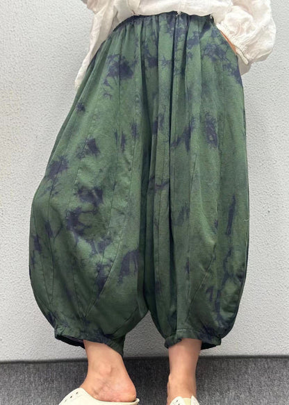 Effortlessly Elegant Pants with a Timeless Design