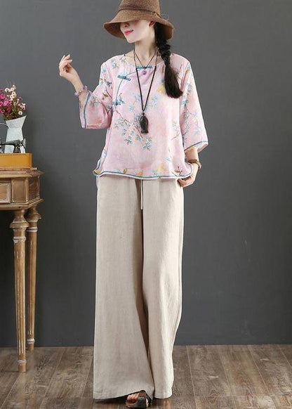 Classic Vintage Shirt with a Flattering Fit