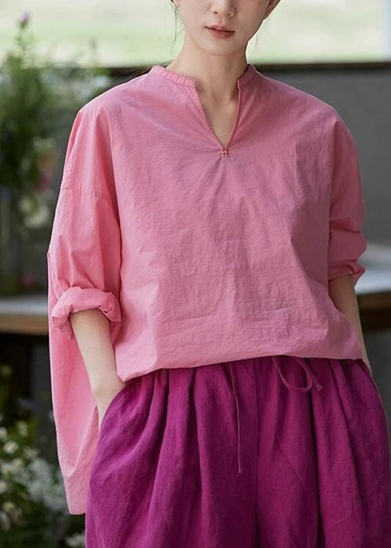 Classic Vintage Blouse with a Flattering Fit