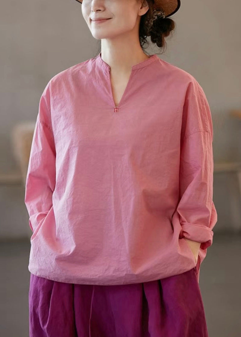 Classic Vintage Blouse with a Flattering Fit