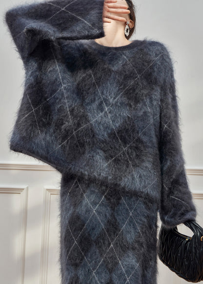Beautifully Finished Garment in a Timeless Design