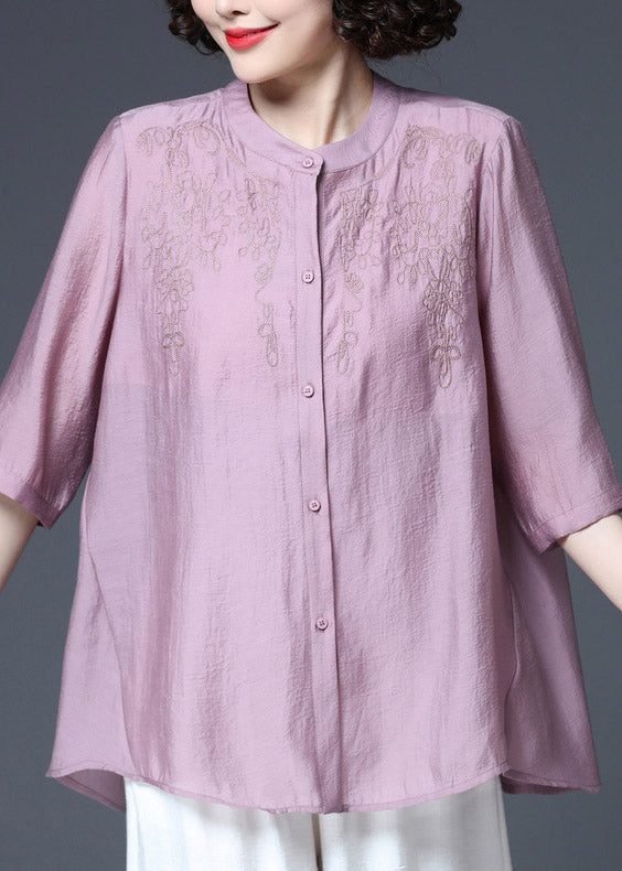 Well Tailored Top with a Graceful Silhouette