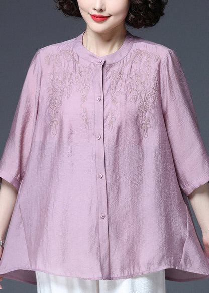 Well Tailored Top with a Graceful Silhouette