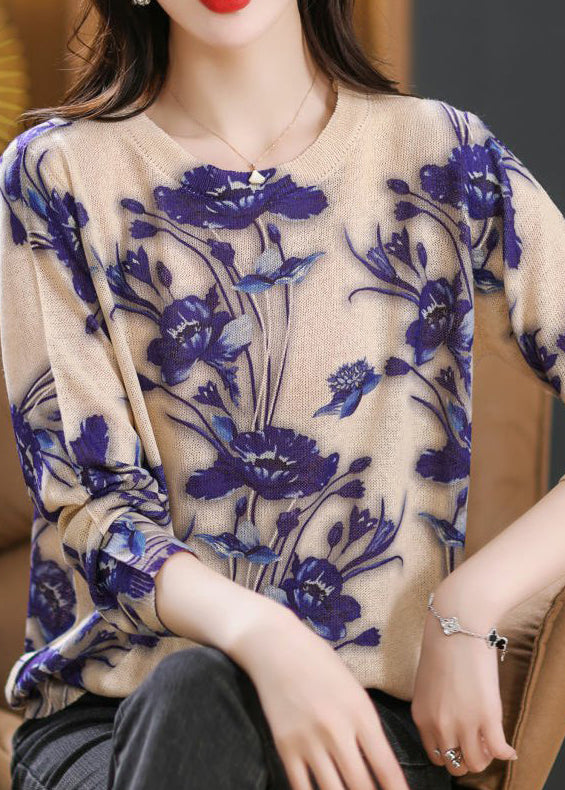 Beautifully Crafted Blouse in a Classic Style