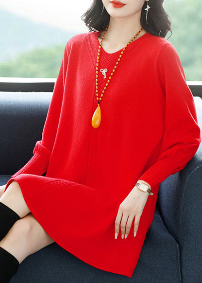 Well Tailored Sweater with a Graceful Silhouette