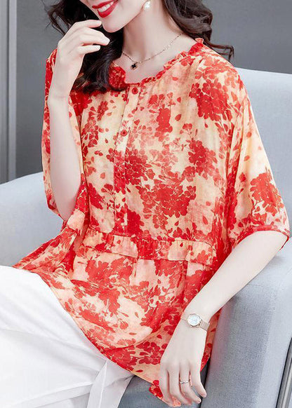 Well Tailored Top with a Graceful Silhouette