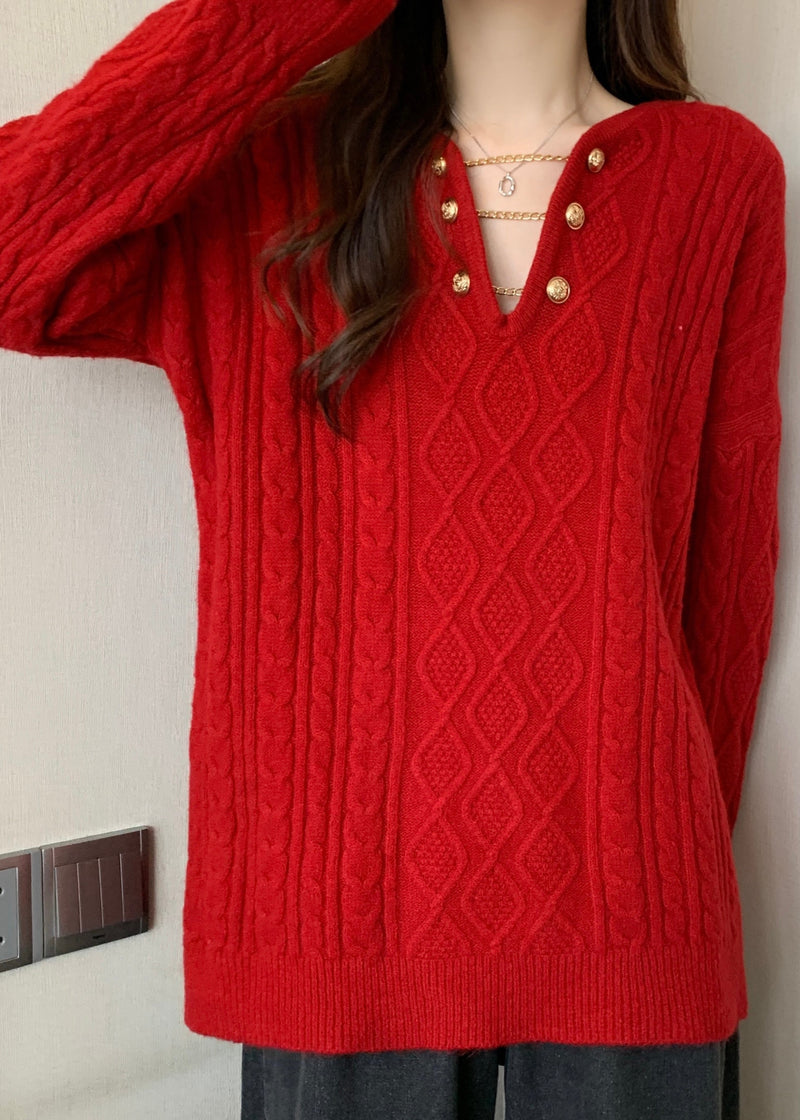 Well Tailored Sweater with a Graceful Silhouette
