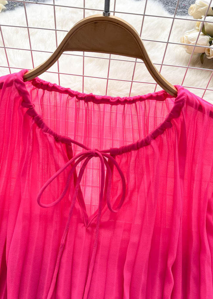 Well Tailored Blouse with a Graceful Silhouette