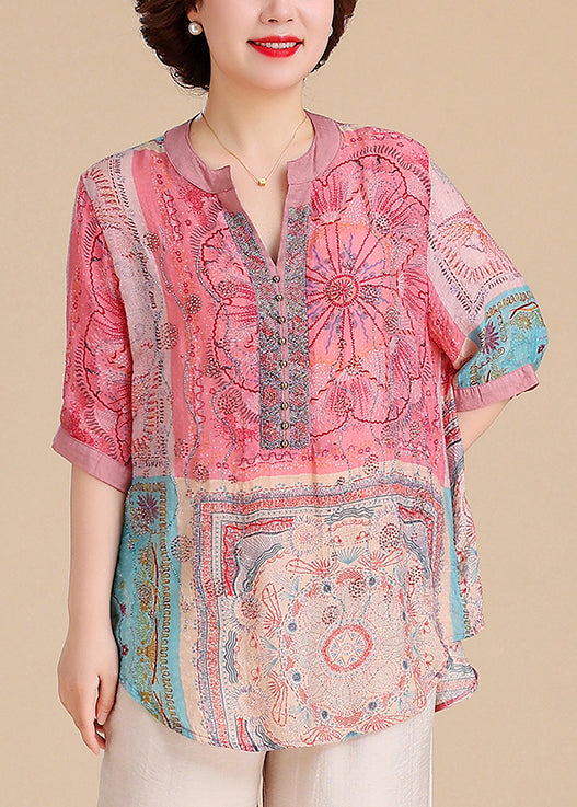 Sophisticated Blouse with a Clean Classic Look