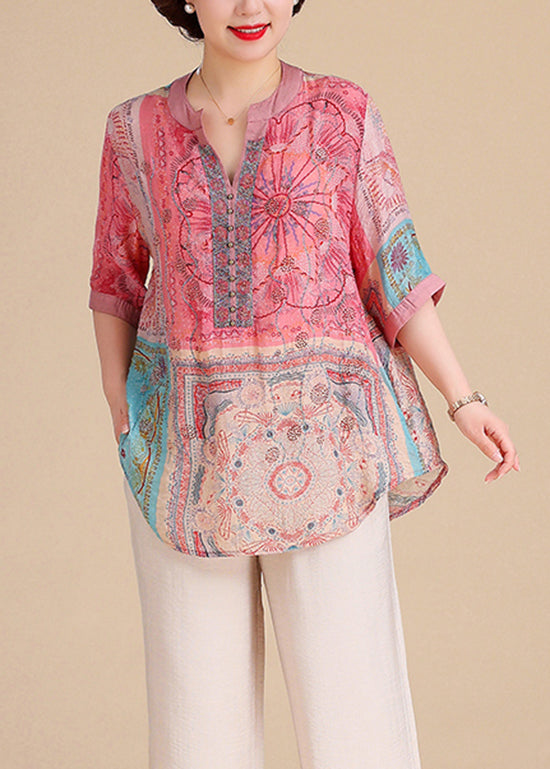 Sophisticated Blouse with a Clean Classic Look
