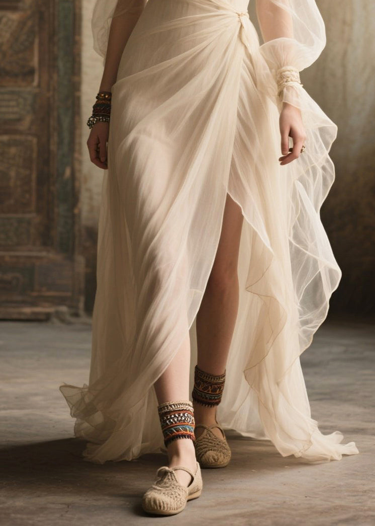 Effortlessly Elegant Dress with a Timeless Design
