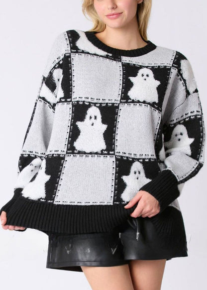 Classic Vintage Sweater with a Flattering Fit