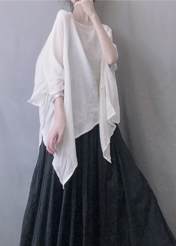 Effortlessly Elegant Top with a Timeless Design