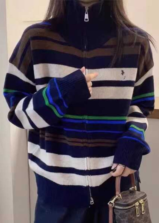 Beautifully Finished Sweater in a Timeless Design