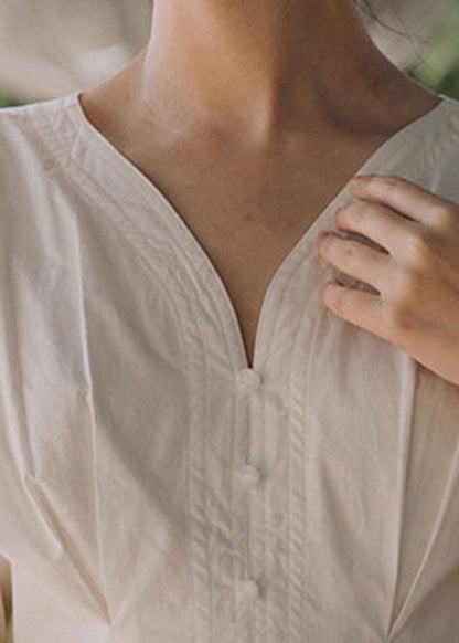 A Vintage Style Dress with Delicate Timeless Details