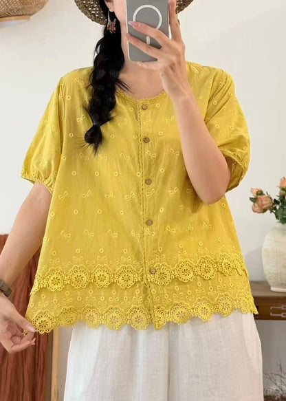 Classic Vintage & Enduringly Stylish Blouse
