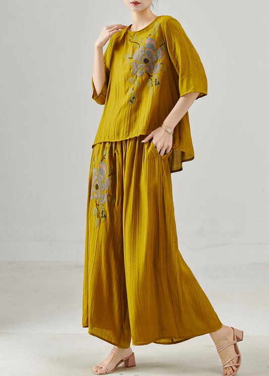 Sophisticated Garment with a Clean Classic Look