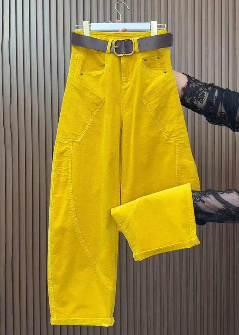 Effortlessly Elegant Pants with a Timeless Design