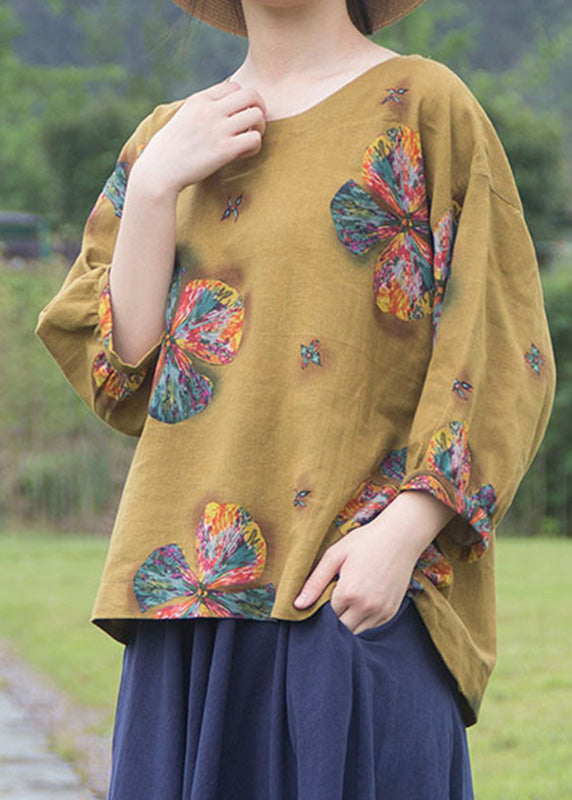 Effortlessly Elegant Top with a Timeless Design