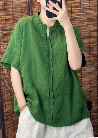 Classic Vintage Shirt with a Flattering Fit
