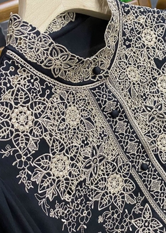 Classic Vintage Shirt with a Flattering Fit