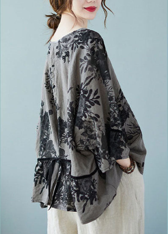 Elegantly Styled Blouse for Everyday Wear