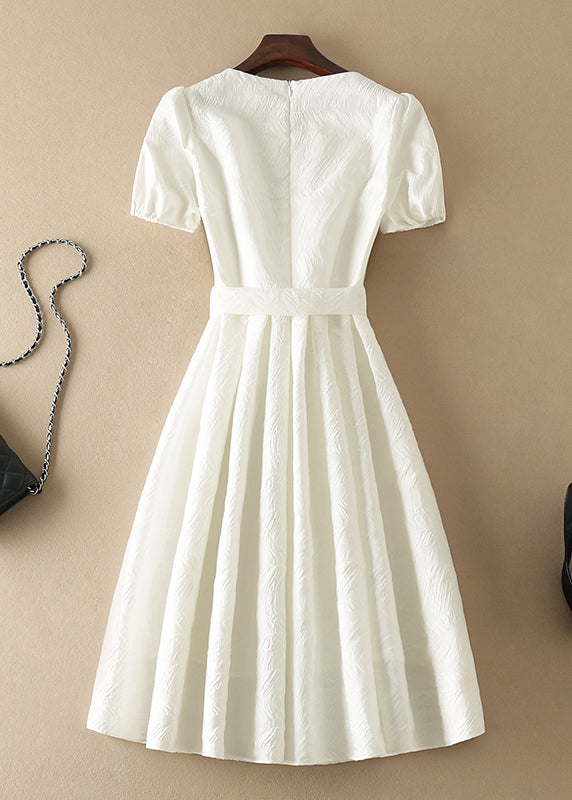 Sophisticated Dress with a Clean Classic Look