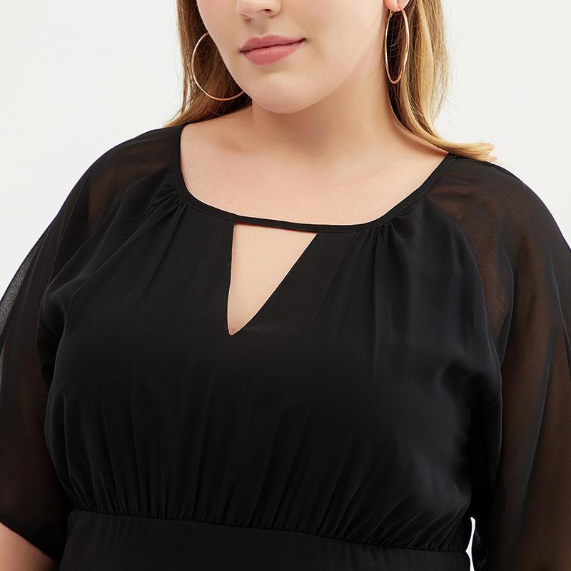 Sophisticated Dress with a Clean Classic Look
