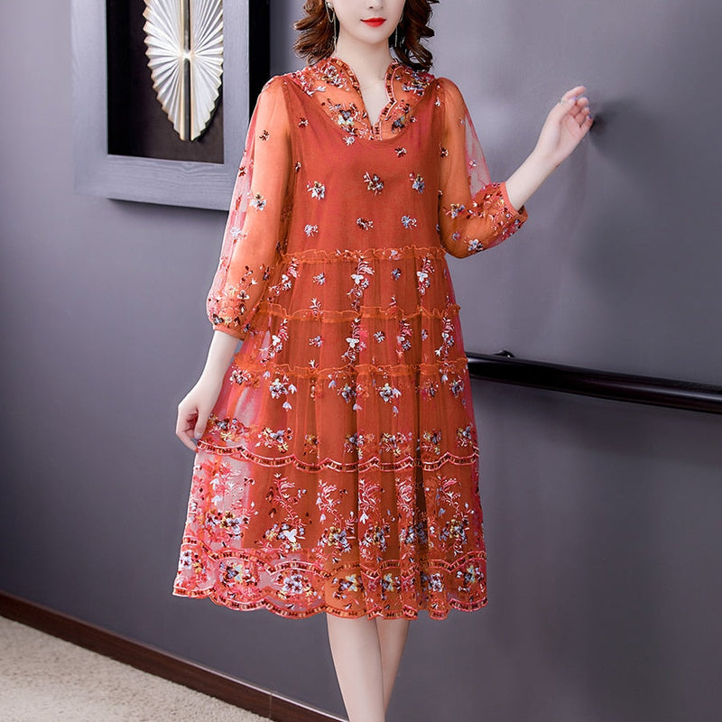 Gracefully Styled Dress for Any Occasion