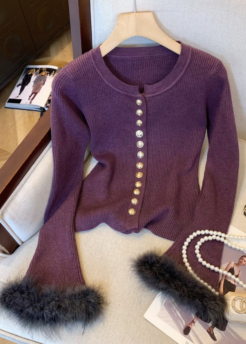 Classic Vintage Sweater with a Flattering Fit