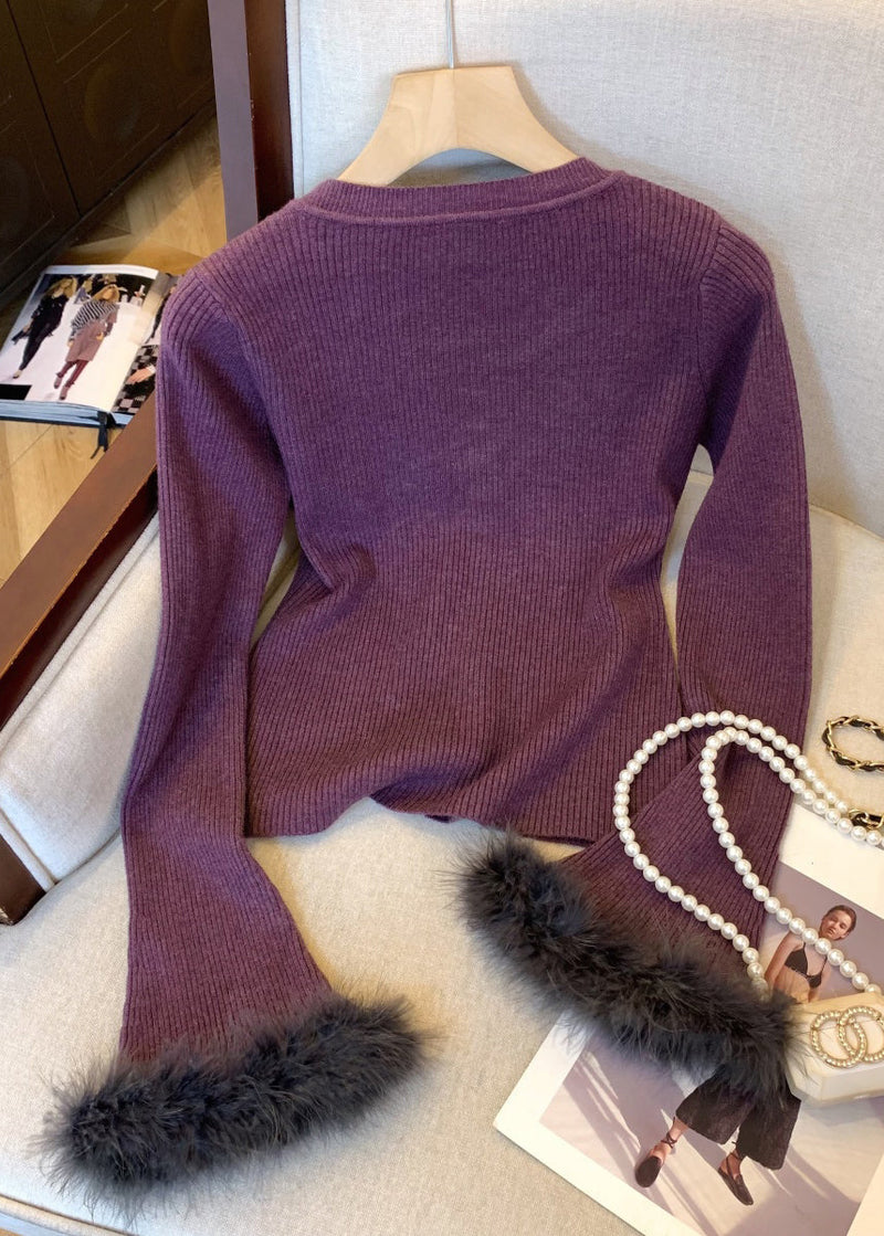 Classic Vintage Sweater with a Flattering Fit