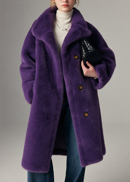 Sophisticated Coat with a Clean Classic Look