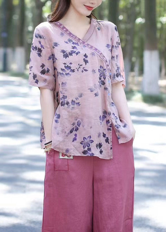 A Vintage Style Top with Delicate Timeless Details