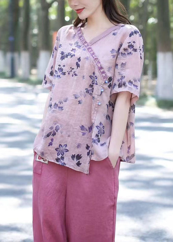 A Vintage Style Top with Delicate Timeless Details