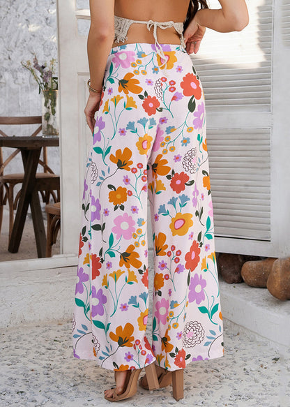 A Vintage Style Trousers with Delicate Timeless Details