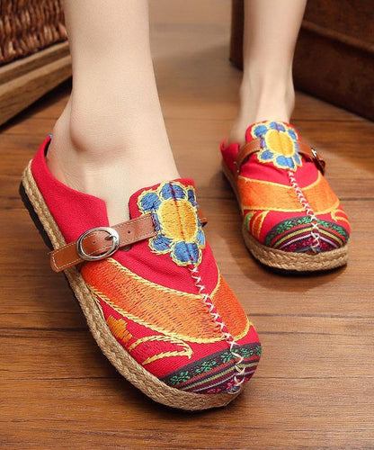Chic Orthopedic Sandals with Unique Design