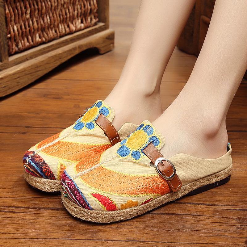 Chic Orthopedic Sandals with Unique Design