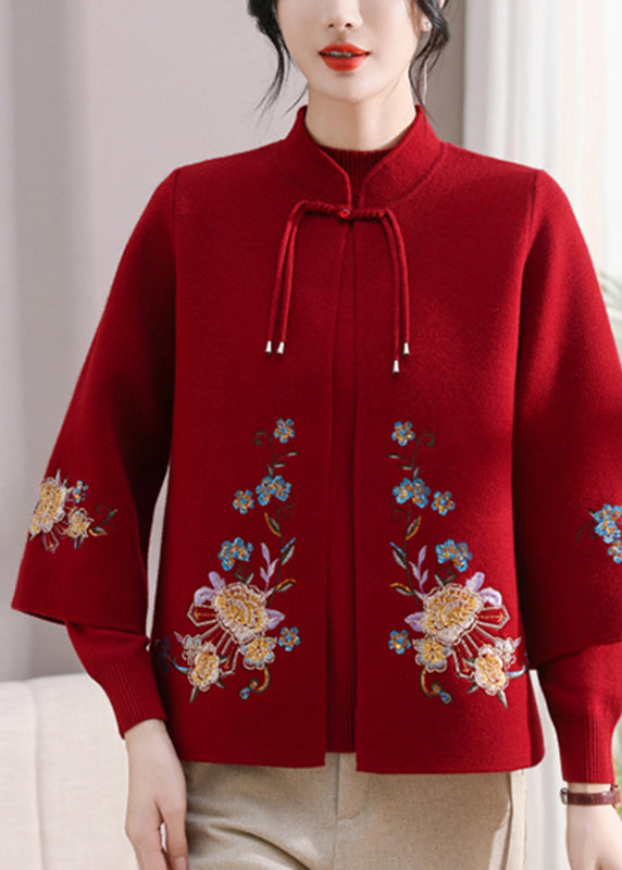 Classic Vintage Cardigan with a Flattering Fit