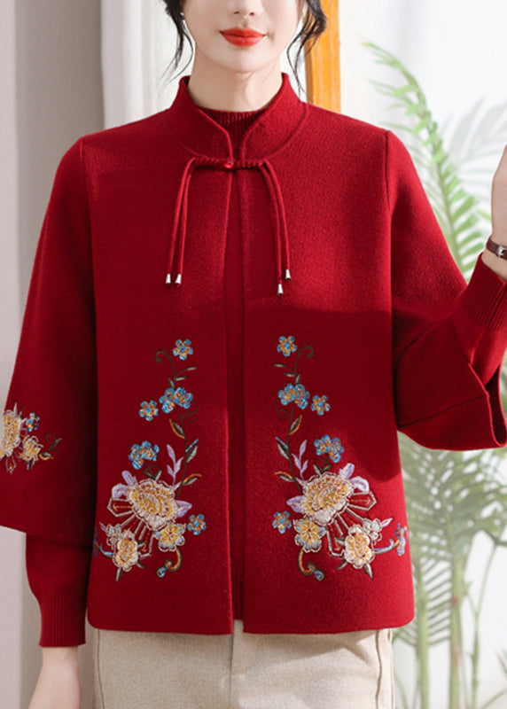 Classic Vintage Cardigan with a Flattering Fit