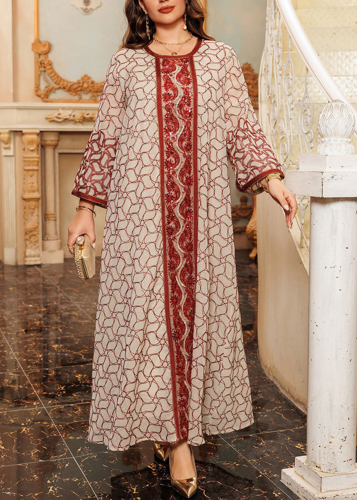 Beautifully Crafted Dress in a Classic Style