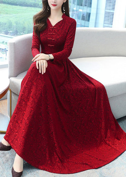 A Vintage Style Dress with Delicate Timeless Details
