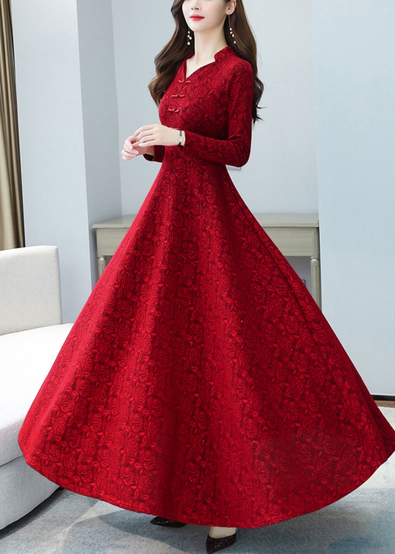 A Vintage Style Dress with Delicate Timeless Details