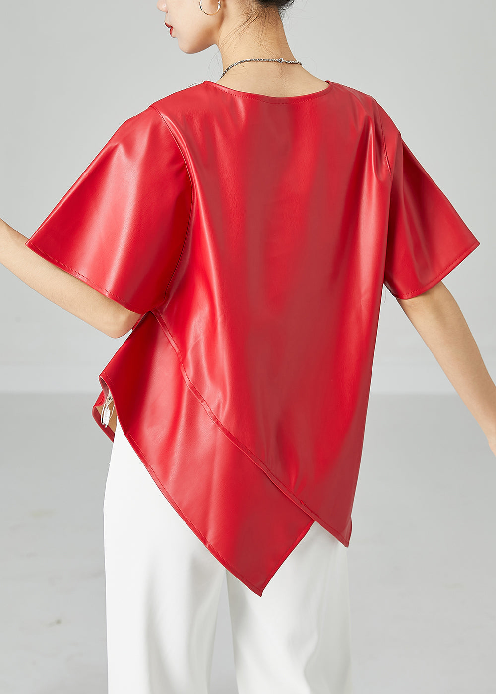 Beautifully Finished Garment in a Timeless Design
